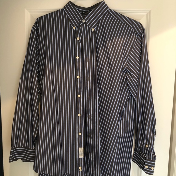 6 Sport Shirts both Jos A Banks and Kirkland - Picture 8 of 12